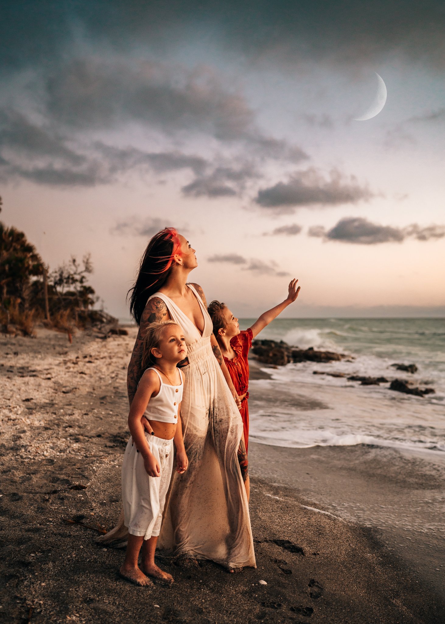 sunset-beach-family-photoshoot-photographer