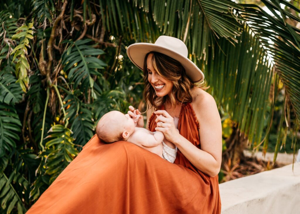 mom-and-baby-portrait-session-fort-myers-florida