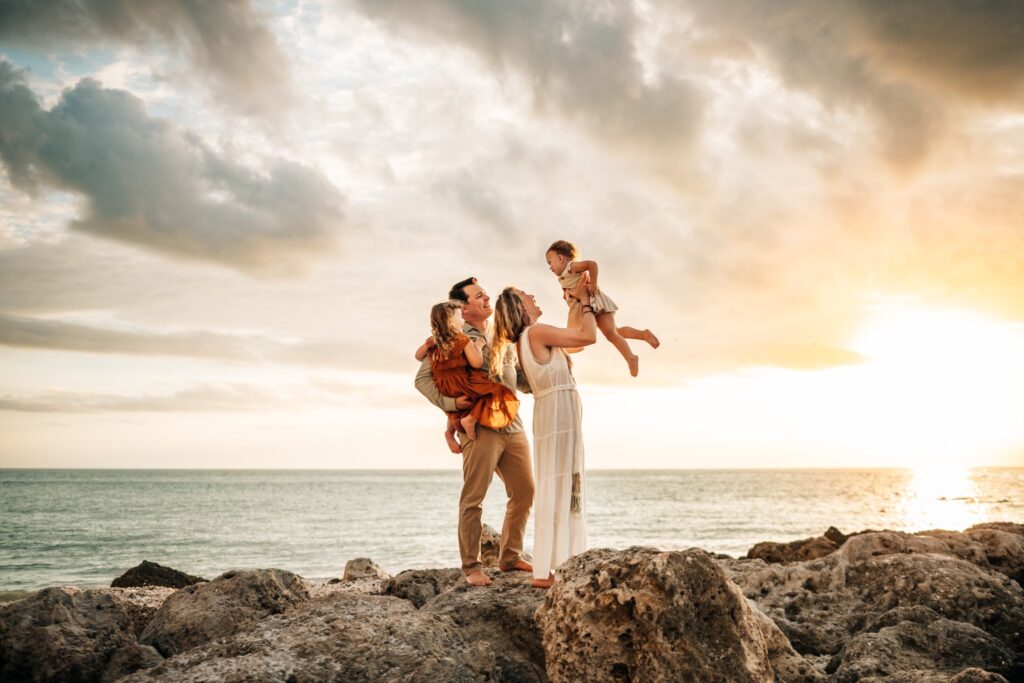 Marco-Island-South-Beach-Family-photoshoot-at-sunset